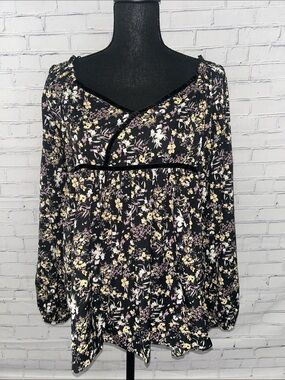 NWT Umgee Black Floral V-Neck Long Sleeve Tunic Medium boho